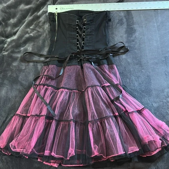 Vintage Tripp Black and Pink Strapless Dress - Picture 2 of 4